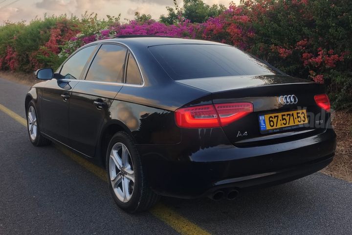 מודעת רכב אאודי A4