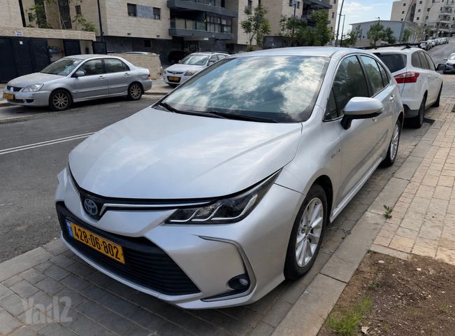 מודעת רכב טויוטה קורולה