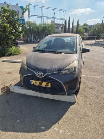 מודעת רכב טויוטה יאריס