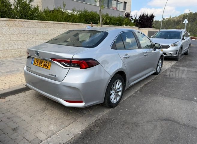 טויוטה קורולה