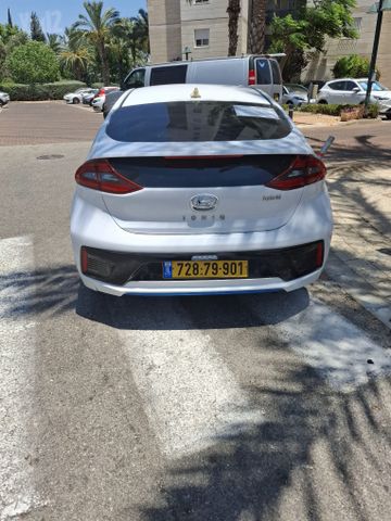 יונדאי איוניק
