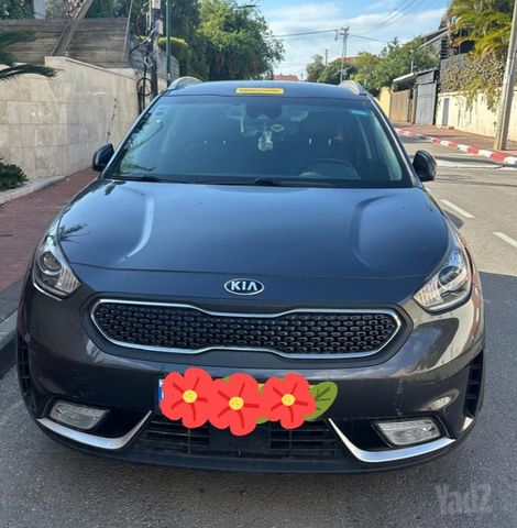 קיה נירו