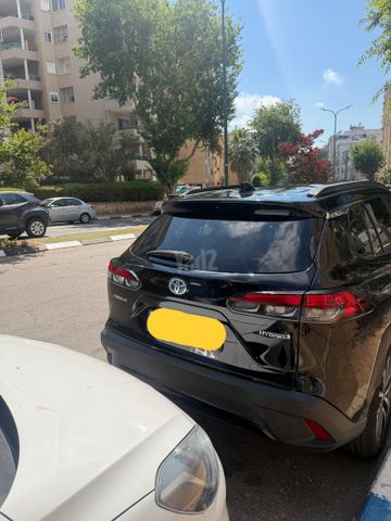 טויוטה קורולה קרוס