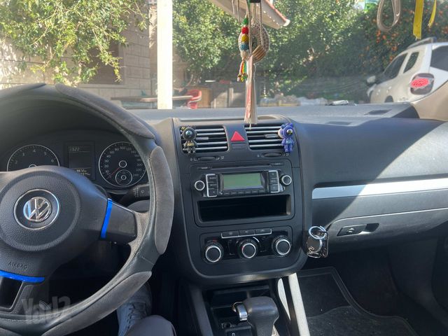 מודעת רכב פולקסווגן ג'טה