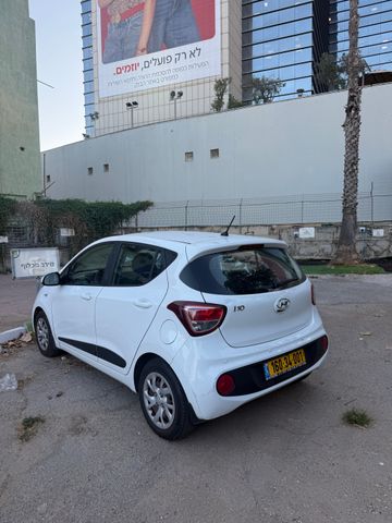 יונדאי i10