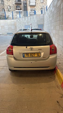 טויוטה קורולה