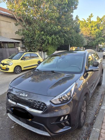 קיה נירו