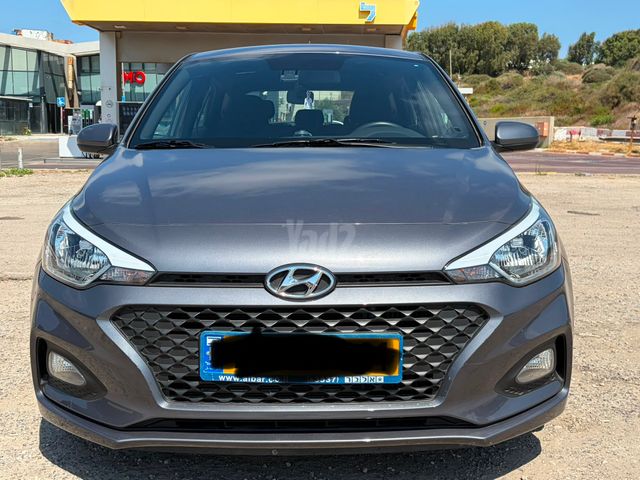 יונדאי i20