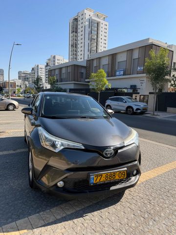 טויוטה C-HR
