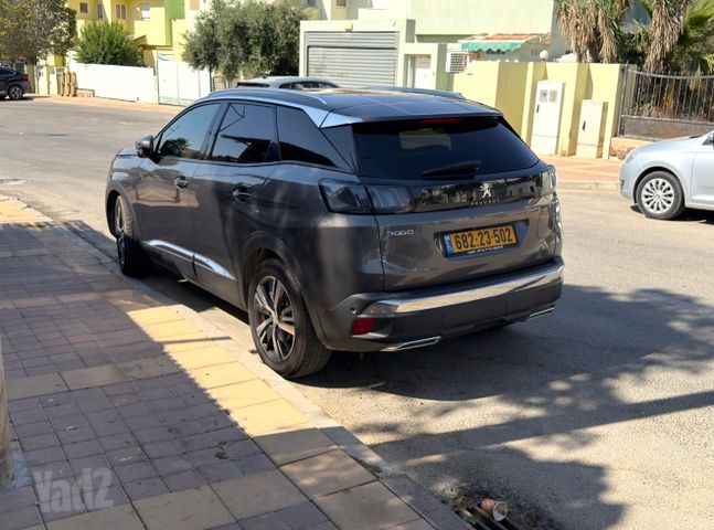 פיג'ו 3008