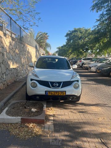 ניסאן ג'וק