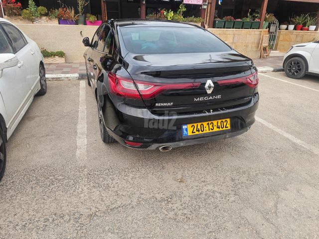 רנו מגאן