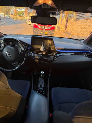 טויוטה C-HR