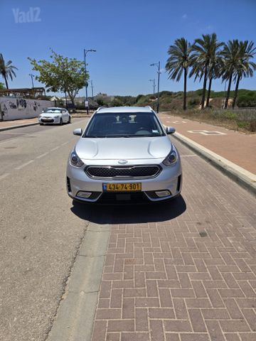 קיה נירו