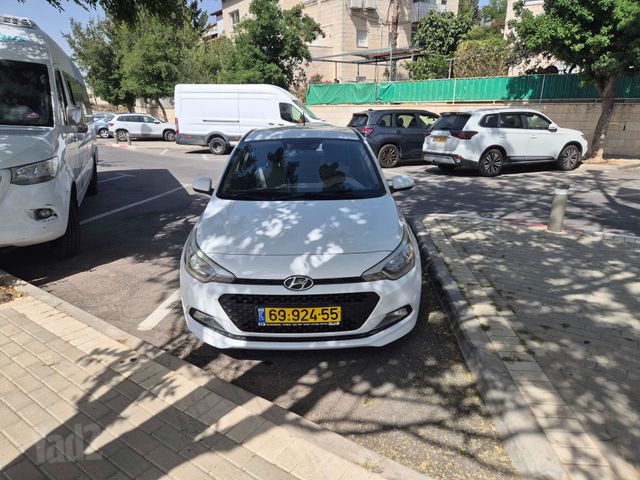 יונדאי i20
