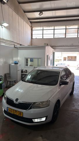 סקודה ראפיד