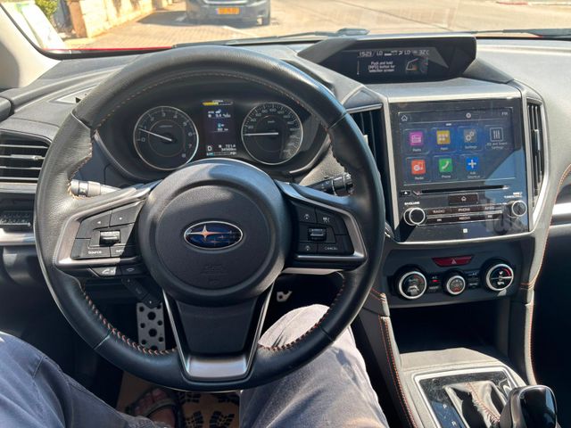 סובארו XV