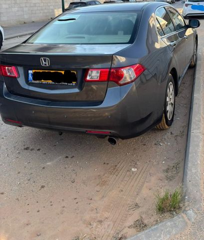 מודעת רכב הונדה אקורד