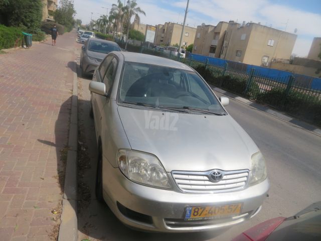 טויוטה קורולה