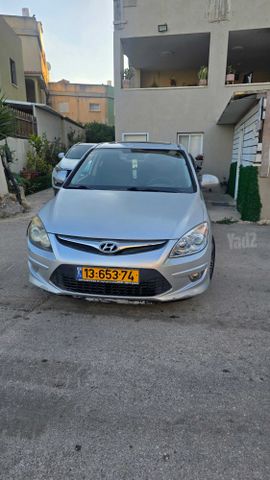 יונדאי i30