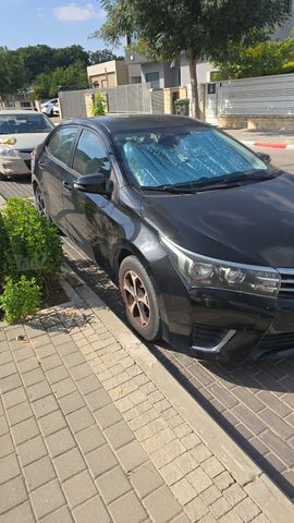 טויוטה קורולה
