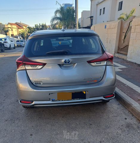 טויוטה אוריס