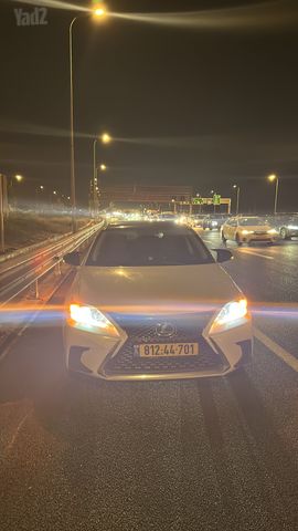 לקסוס CT