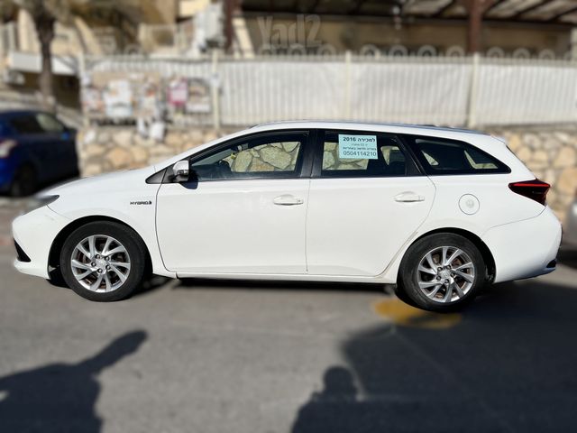 טויוטה אוריס