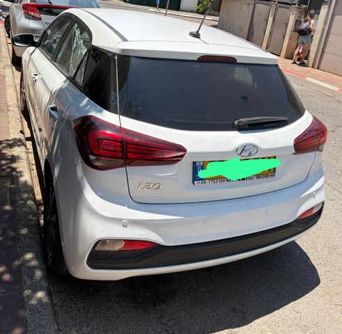מודעת רכב יונדאי i20