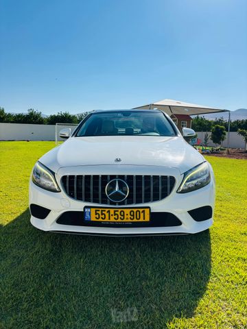 מודעת רכב מרצדס-בנץ C-class