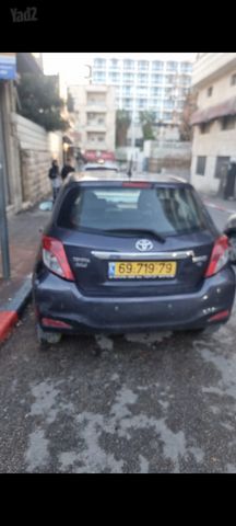 טויוטה יאריס