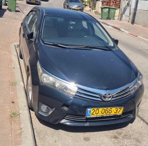 מודעת רכב טויוטה קורולה