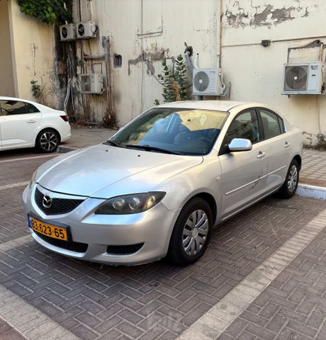 מודעת רכב מאזדה 3