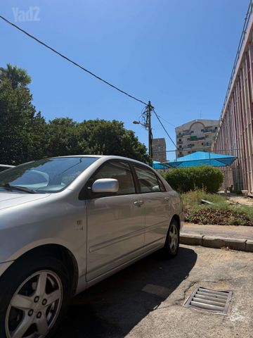 טויוטה קורולה