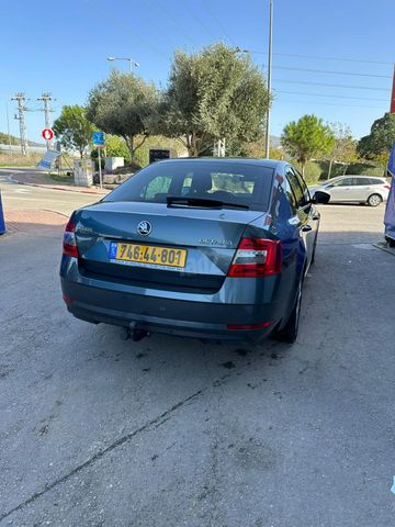 סקודה אוקטביה