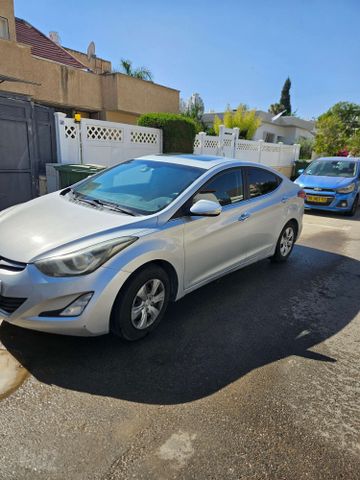 יונדאי I35