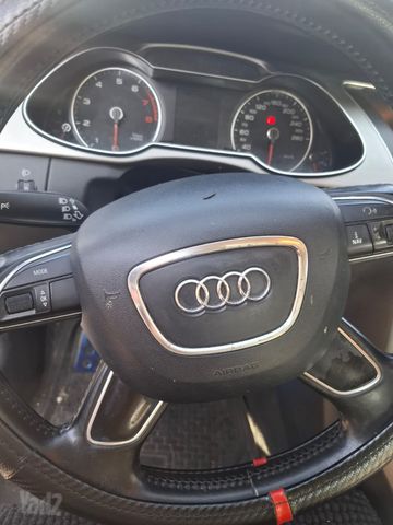 אאודי A4
