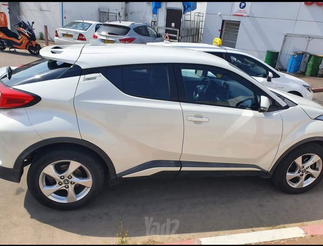 טויוטה C-HR