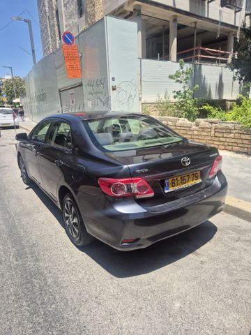 טויוטה קורולה