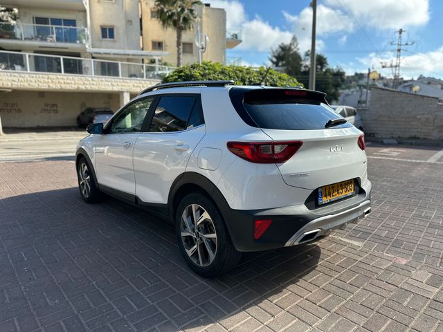 קיה סטוניק