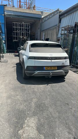 יונדאי איוניק 5