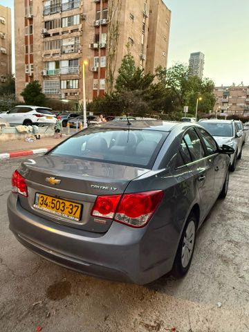 שברולט קרוז