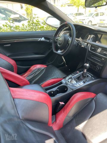 אאודי RS 5
