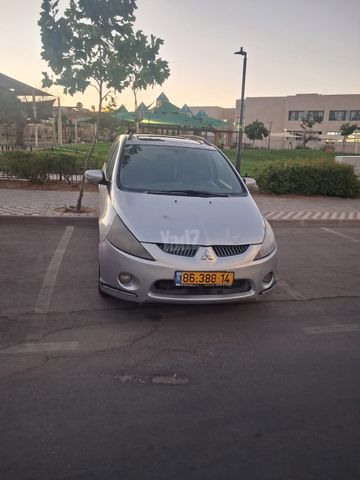מודעת רכב מיצובישי גרנדיס