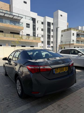 מודעת רכב טויוטה קורולה
