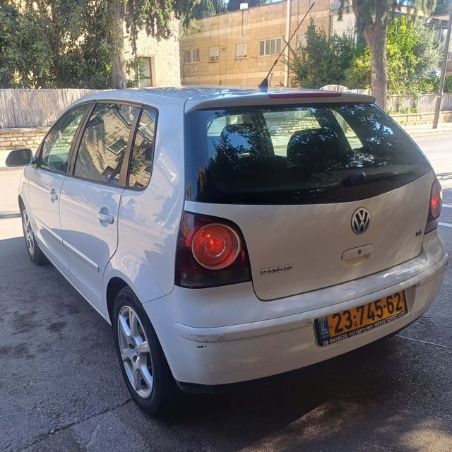 פולקסווגן פולו 
