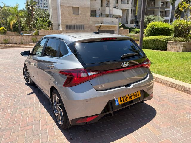 יונדאי i20