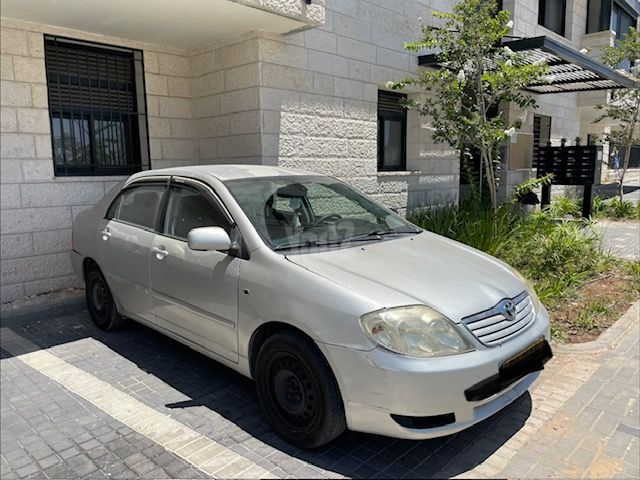 מודעת רכב טויוטה קורולה