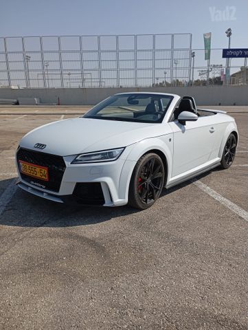 אאודי TT