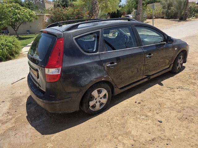 יונדאי i30
